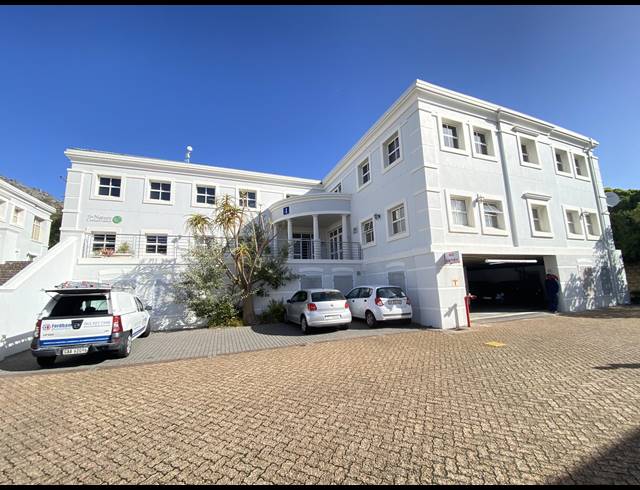 136M² OFFICE TO LET IN STEENBERG